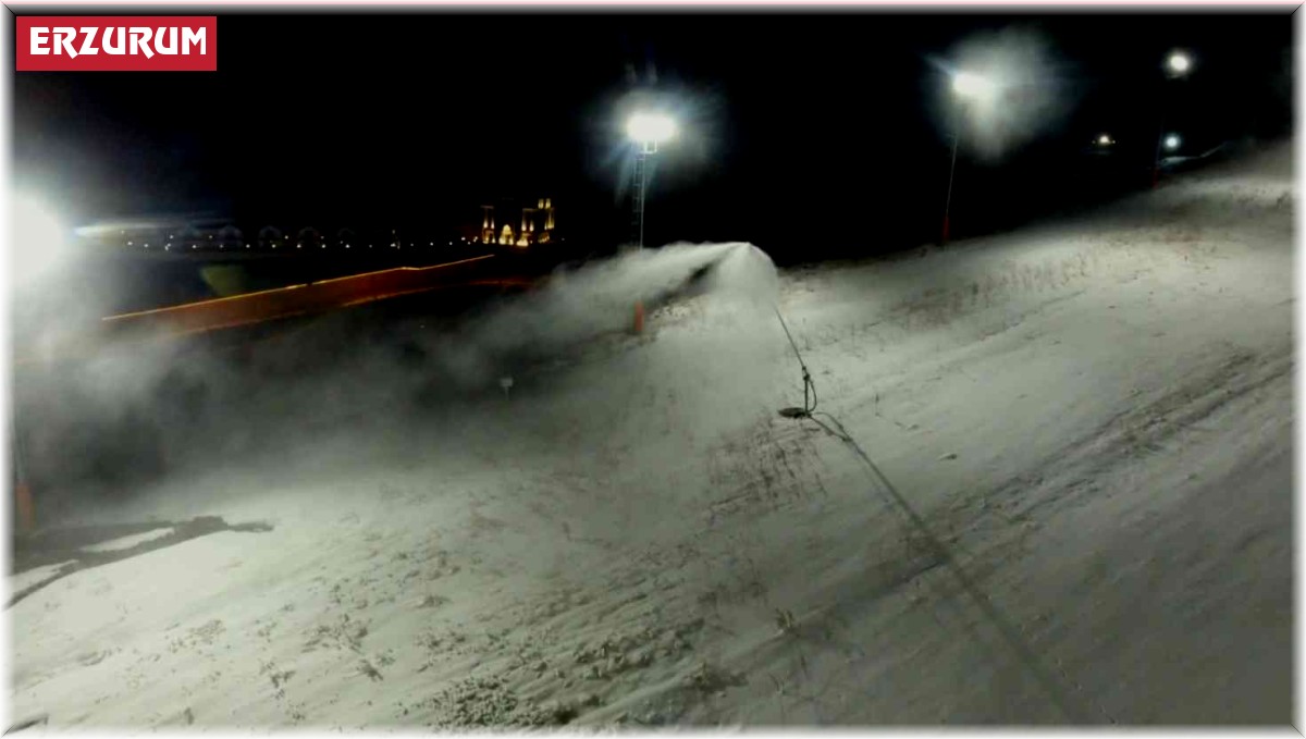 Palandöken'de kayak sezonu için suni karlama çalışmaları başladı