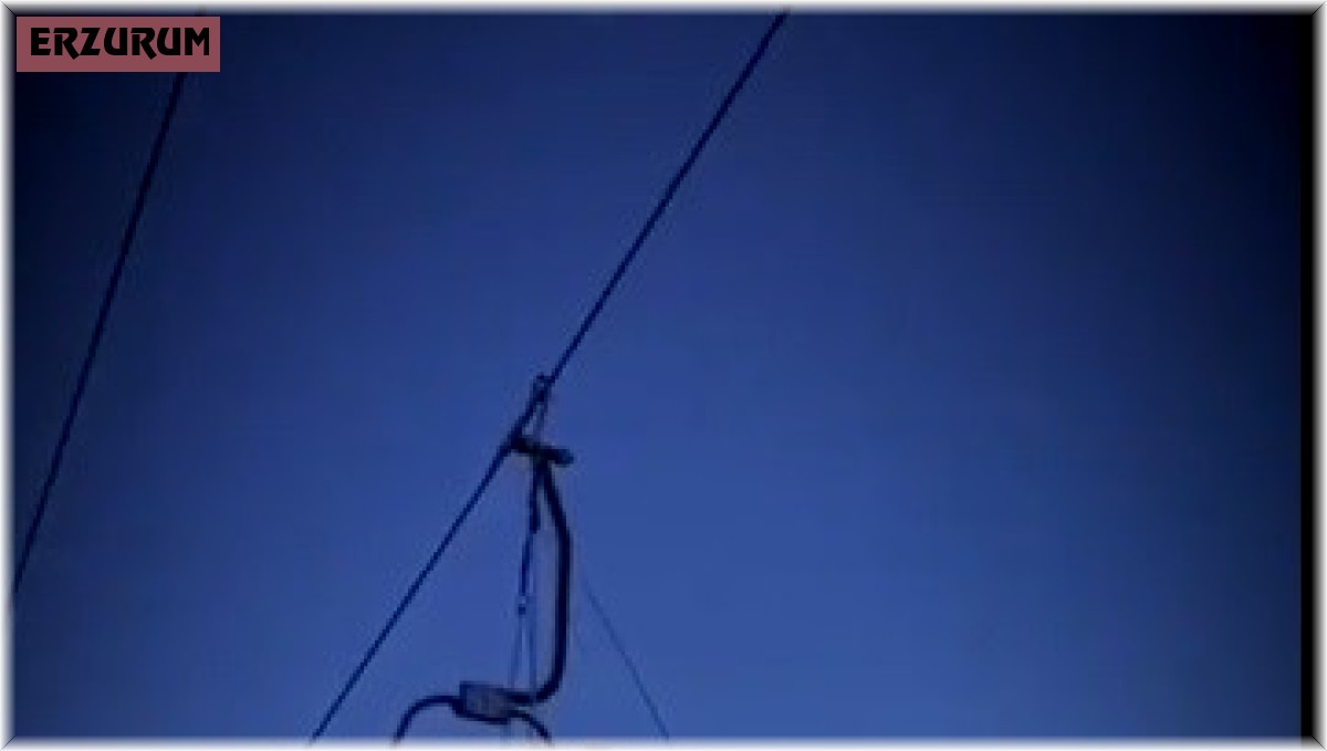 Palandöken'de telesiyejde mahsur kalan 17 kişi kurtarıldı