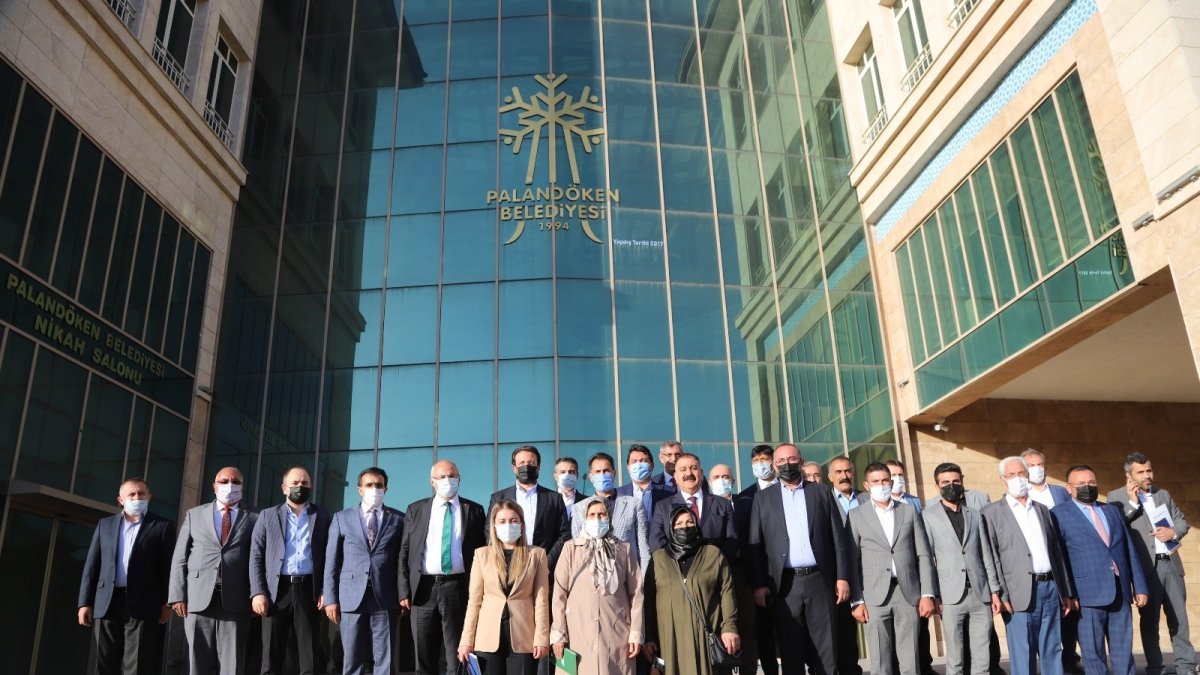 Palandöken'de Yerel Yönetimler Zirvesi