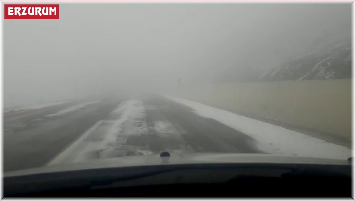 Palandöken geçidinde sis ve buzlanma etkili oluyor