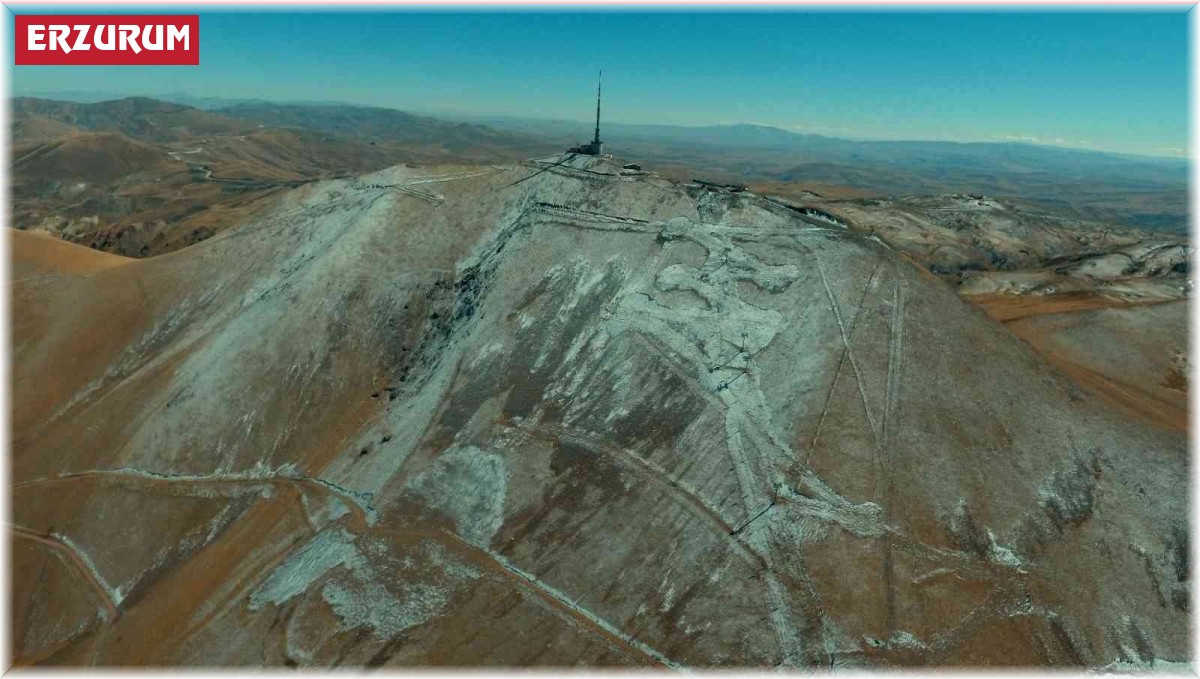 Palandöken'in beyaza bürünen zirvesi dron ile görüntülendi