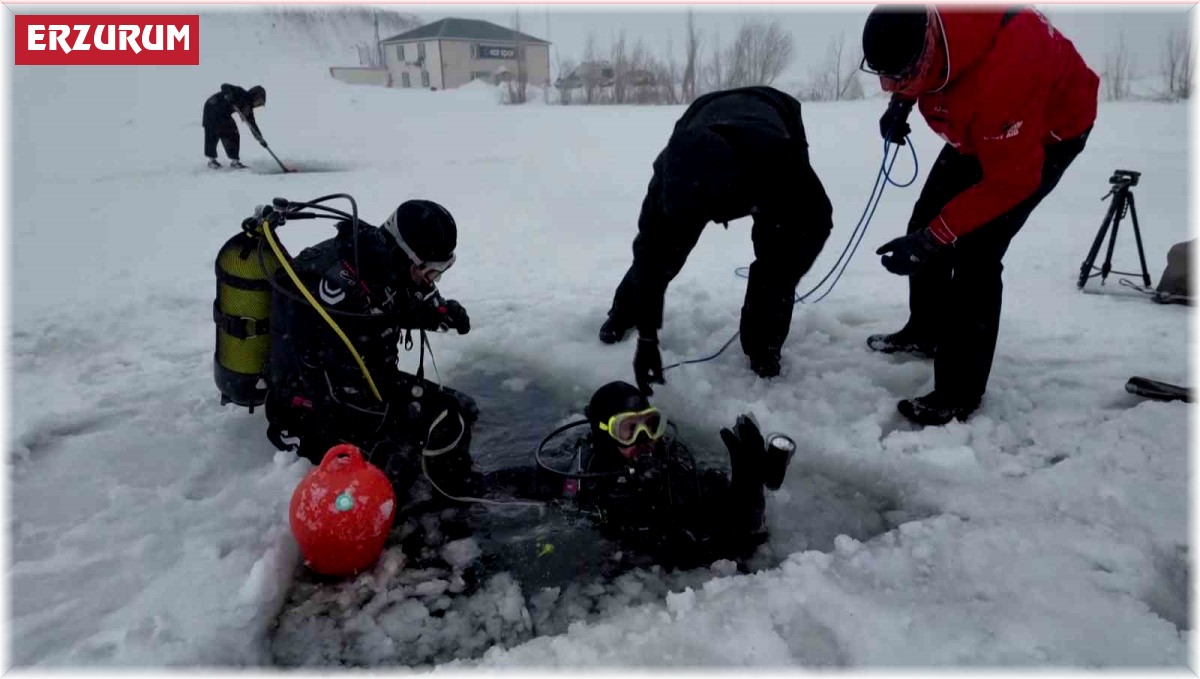 Palandöken Kayak Merkezi'nde yüksek irtifa buz altı dalışı