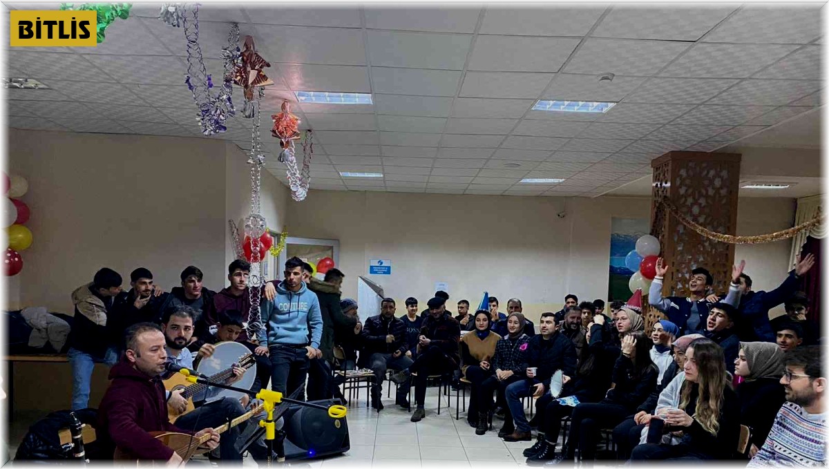 Pansiyonda kalan öğrencilere çiğköfte partisi