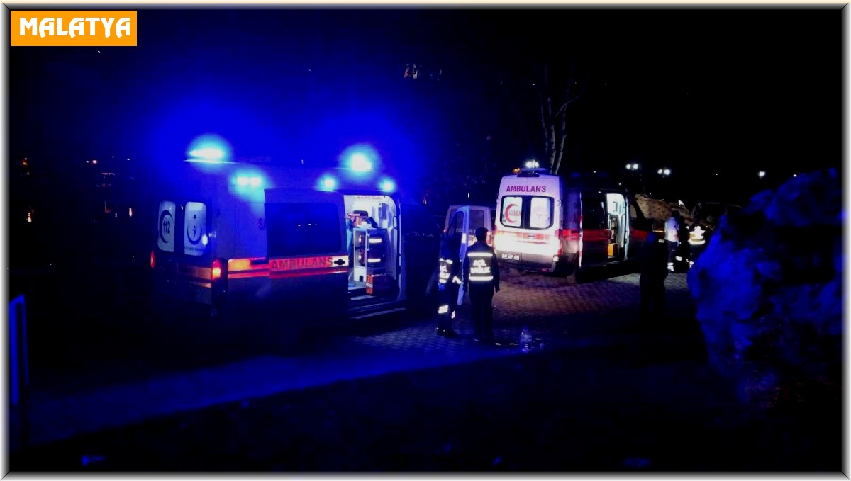 Park halindeki araçta başından silahla vurulmuş halde bulundu