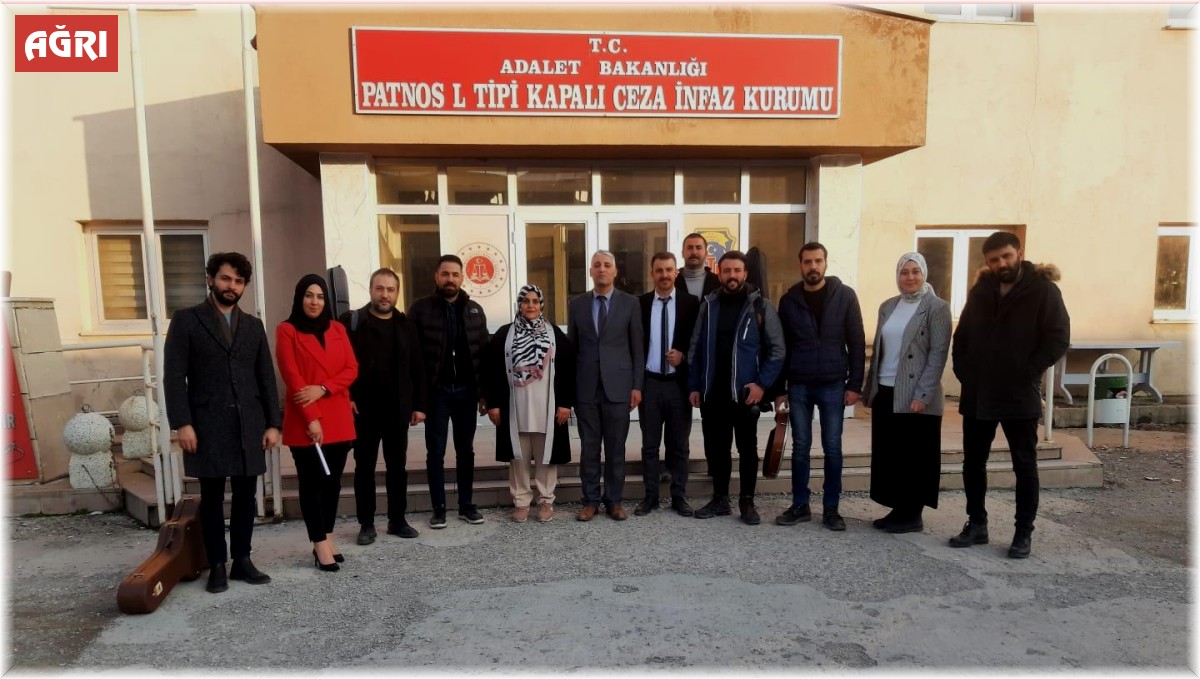 Patnos Cezaevi’nde anlamlı etkinlik: Güzel Sanatlar Lisesi öğretmenlerinden tutuklu ve hükümlülere konser