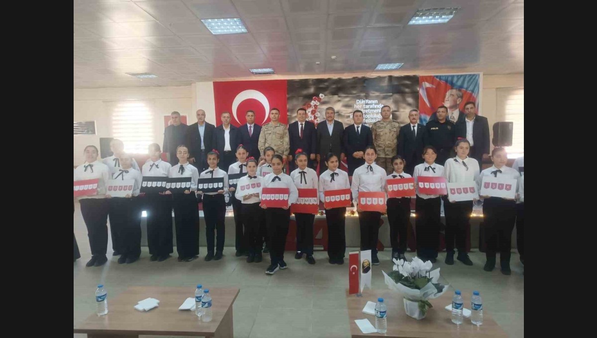 Patnos'ta 24 Kasım öğretmenler günü etkinliklerle kutlandı