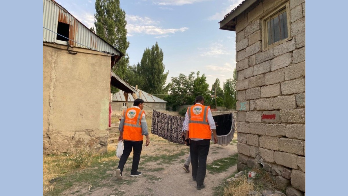 Patnos'ta 50 aileye et yardımı yapıldı