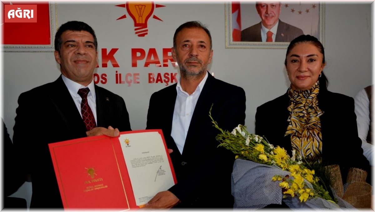 Patnos'ta AK Parti İlçe Başkanlığına Çetin Taşdemir atandı