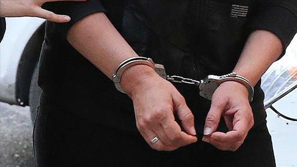 Patnos'ta eşini ve kayınbiraderini silahla öldüren şüpheli tutuklandı