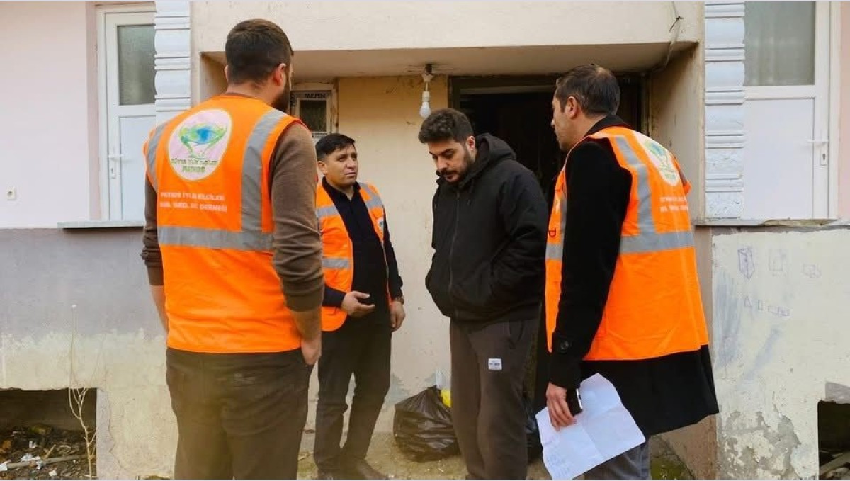 Patnos'ta İhtiyaç Sahibi Ailelere Gıda, Et ve Nakdi Yardım