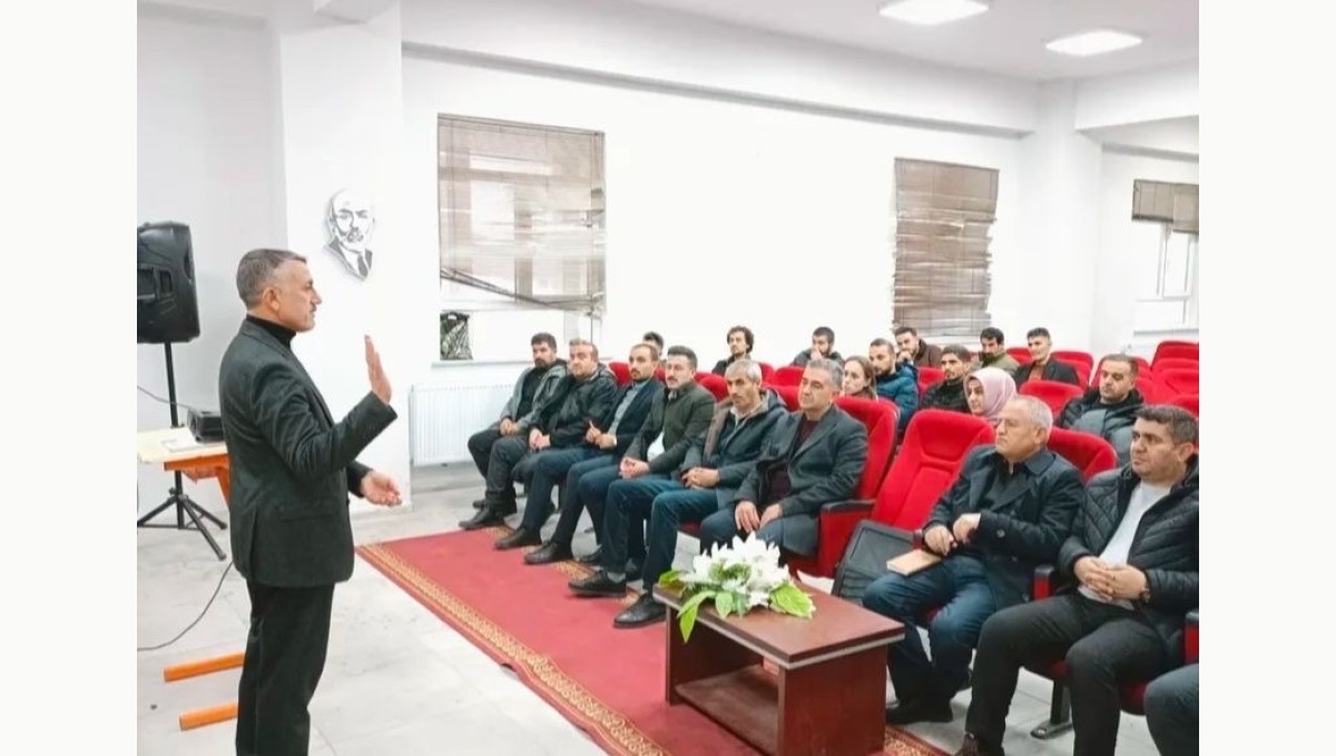 Patnos'ta LGS'ye yönelik strateji toplantısı gerçekleştirildi