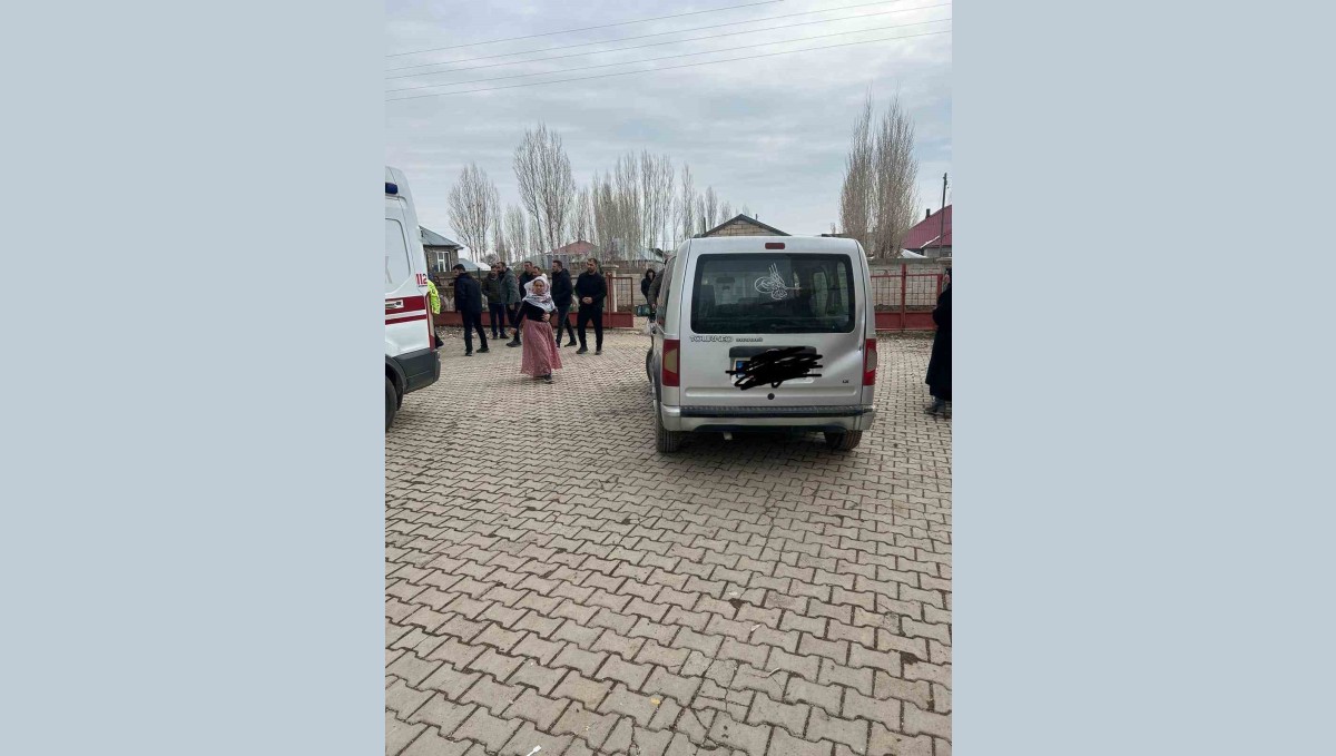 Patnos'ta Okul Bahçesinde Aracın Çarptığı 12 Yaşındaki Medine Şener Hayatını Kaybetti