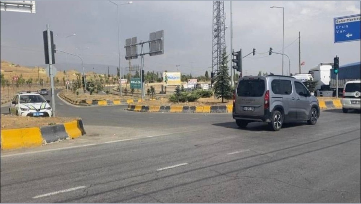 Patnos'ta trafik kazaları artıyor: Sebep yol değil, sürücü bilinci eksikliği