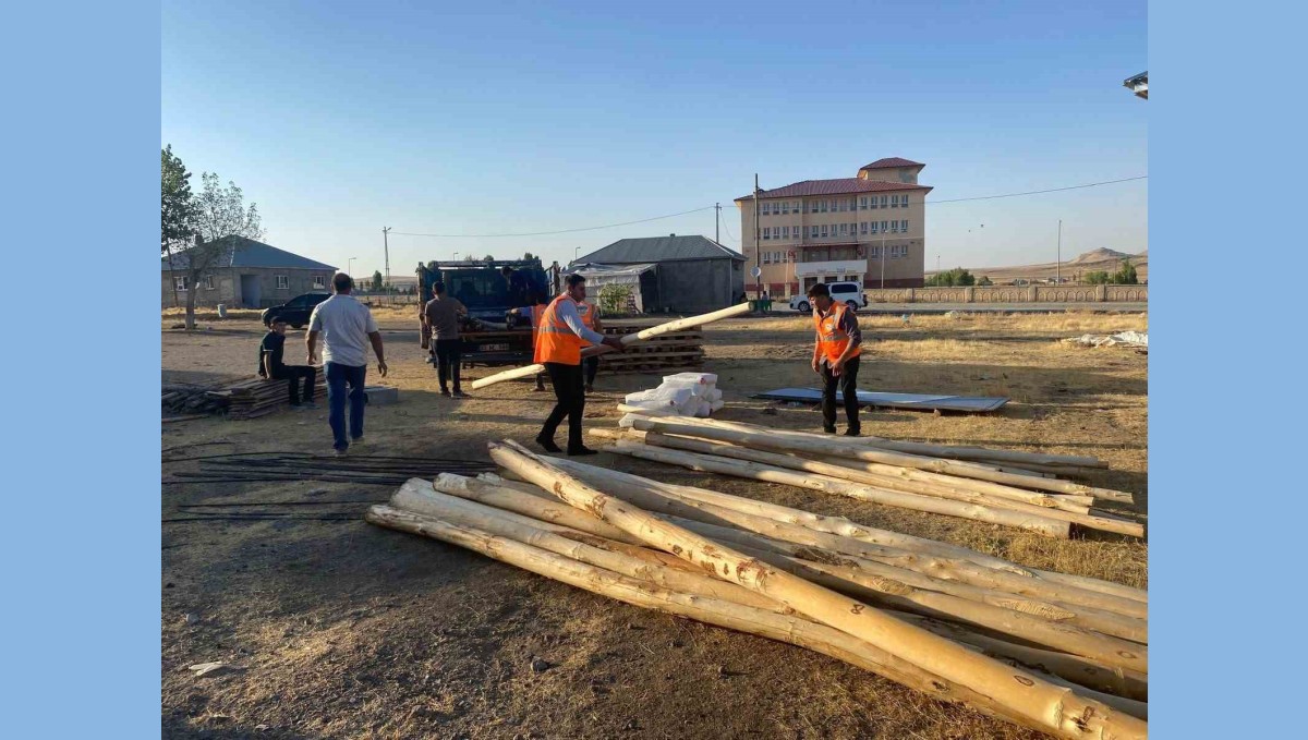 Patnos'ta Üç Çocuklu Aile İçin Başlatılan Ev Kampanyasına Yeni Destek