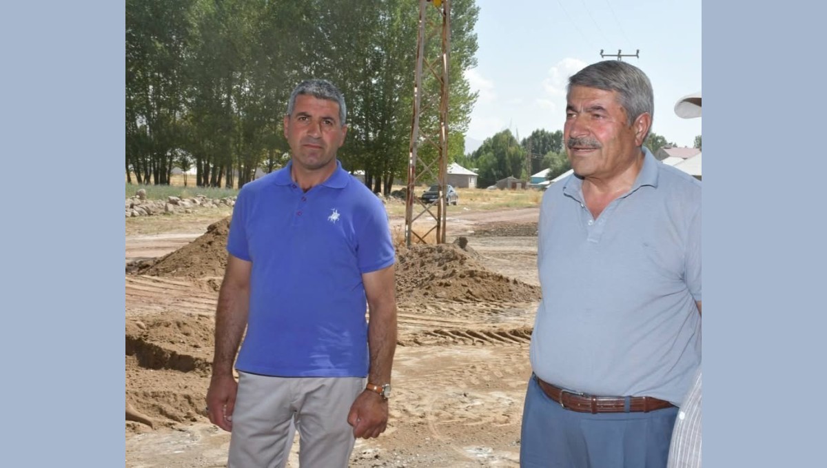 Patnos'ta yol ve altyapı çalışmaları hızlandı.