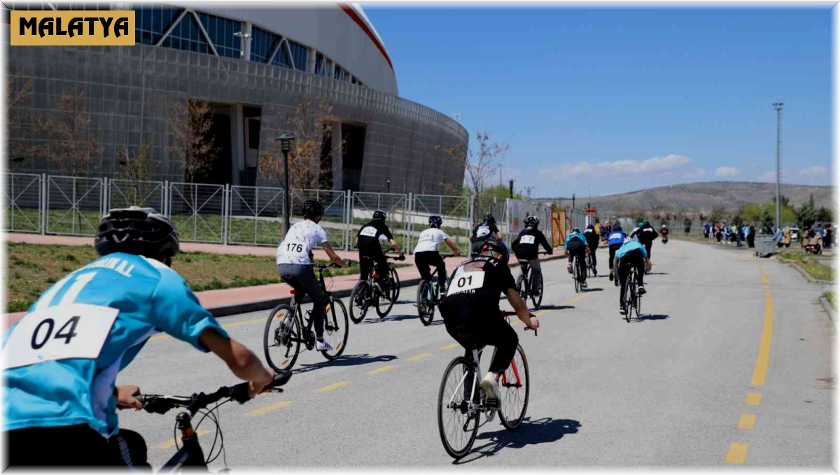 Pedala il birinciliği için bastılar