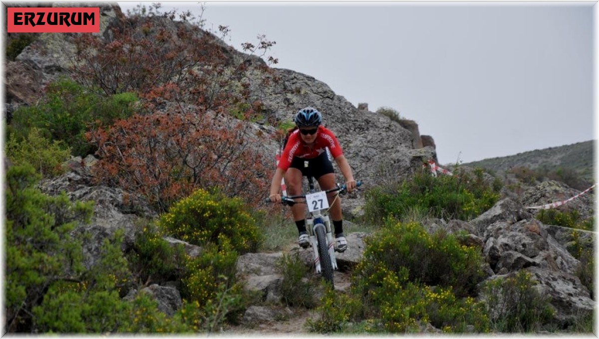 Pedallar Anadolu'nun zirvesinde dönecek