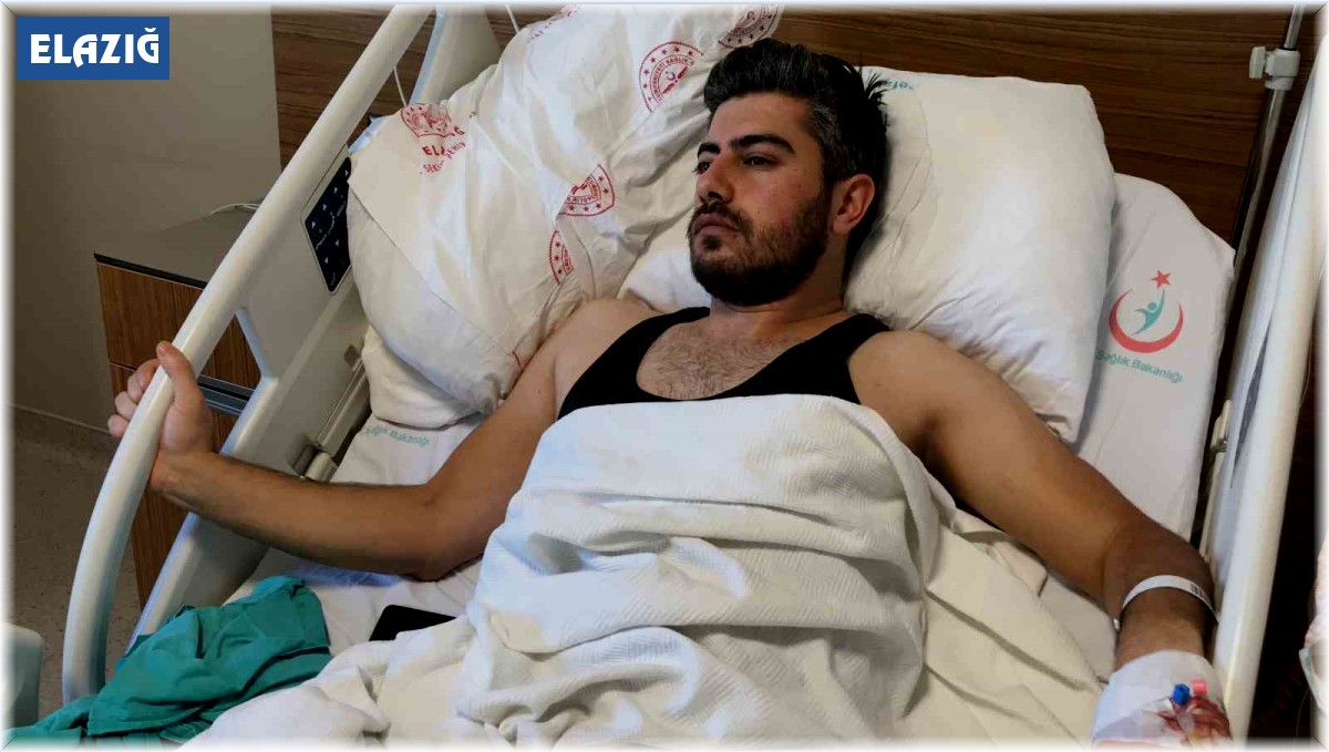 Pencereden atlayan depremzede, "Çok fazla ses, uğultu ve titreme vardı"