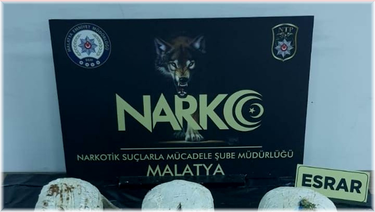 Peynir bidonlarından 5 kilo 890 gram uyuşturucu çıktı