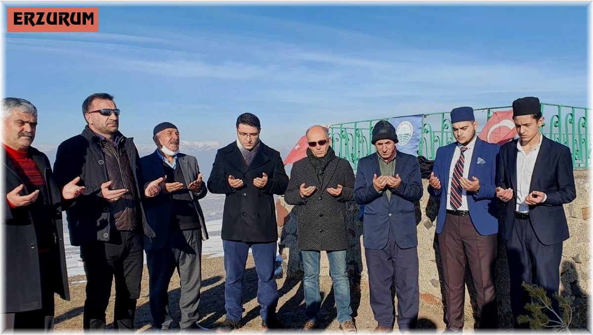 Pir Ali Baba'nın kabri başında bir anma programı düzenledi