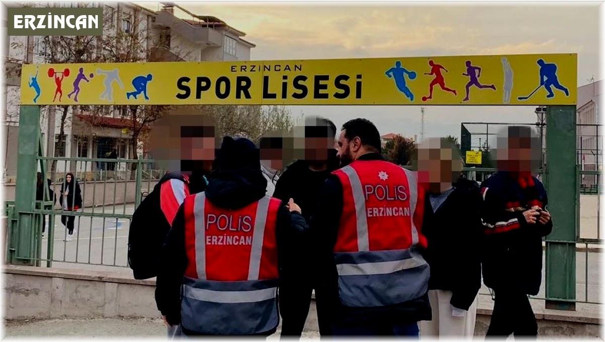 Polis ekipleri tarafından okul çevrelerinde denetimler sürüyor
