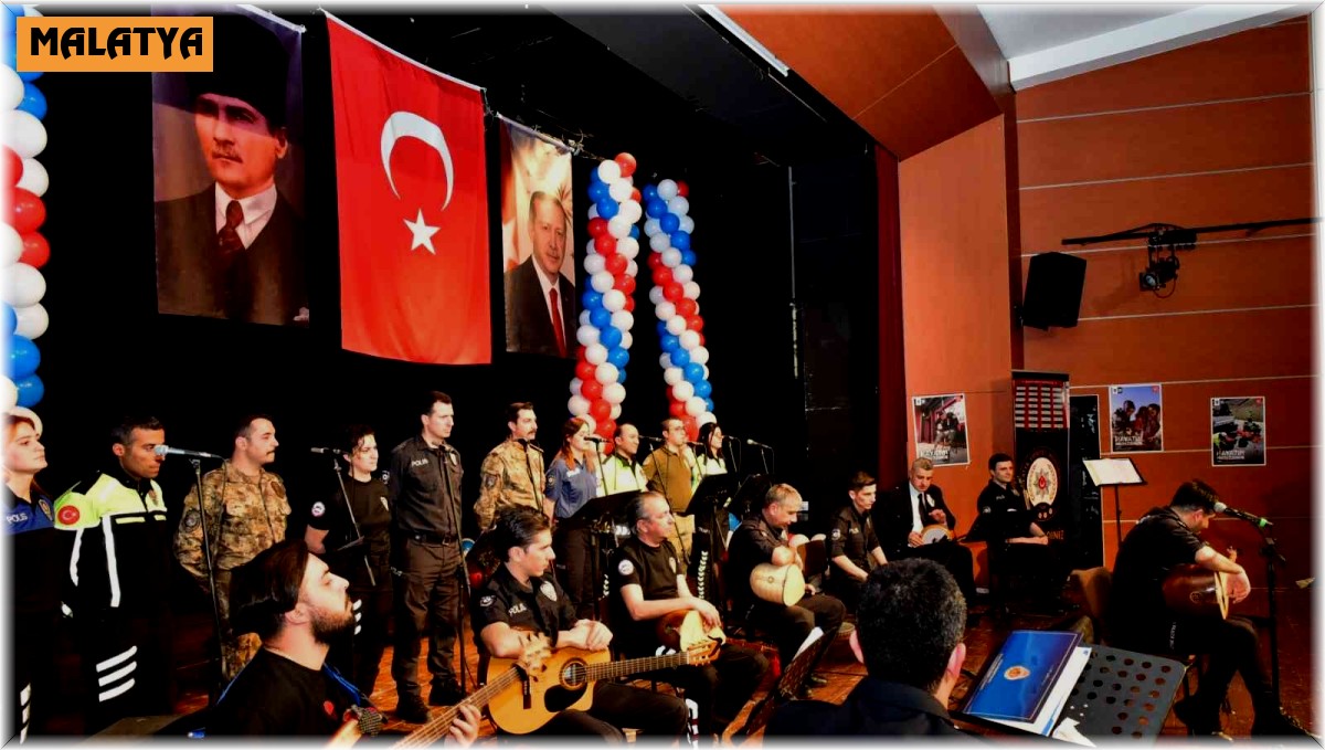 Polis korosu bu kez protokole konser verdi