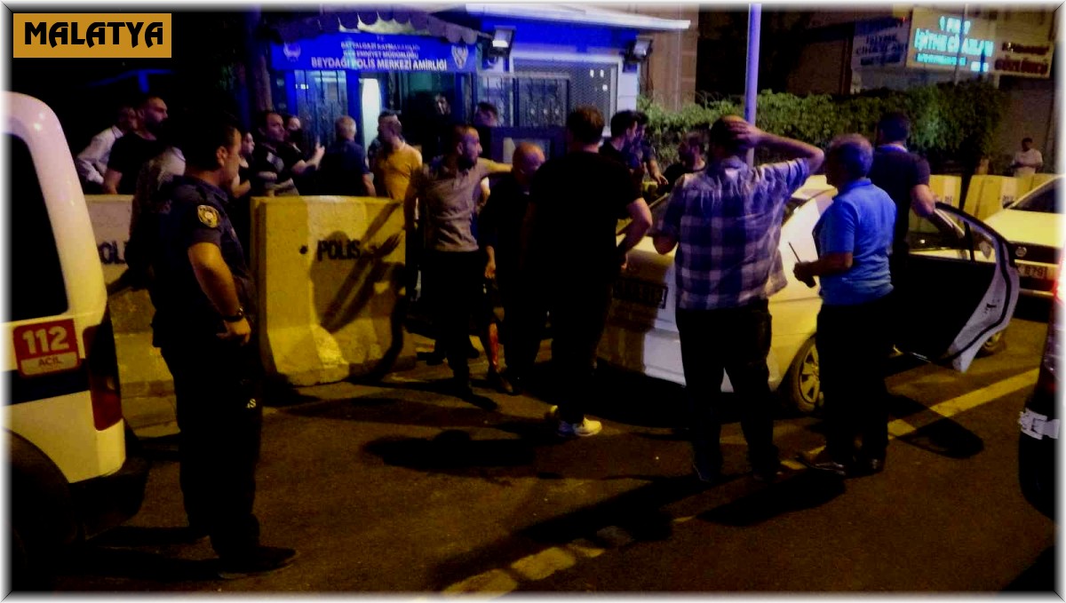 Polis merkezi önünde silahlı saldırı: 2 yaralı