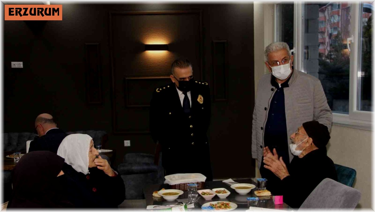 Polis ve şehit aileleri iftarda buluştu