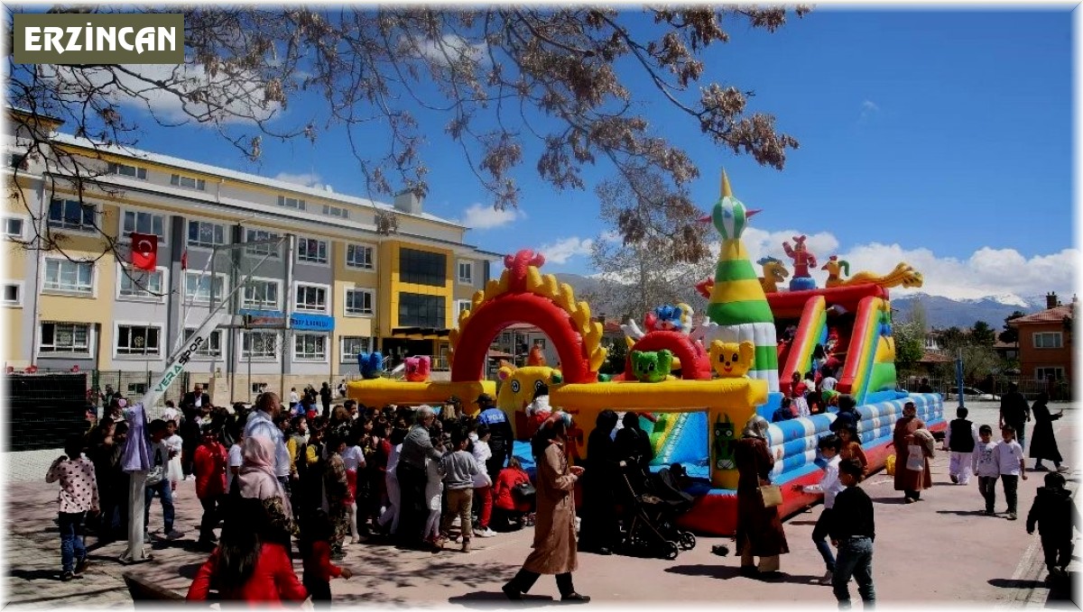 'Polislerle Macera Adası' projesiyle okullar balon park ile neşelenecek