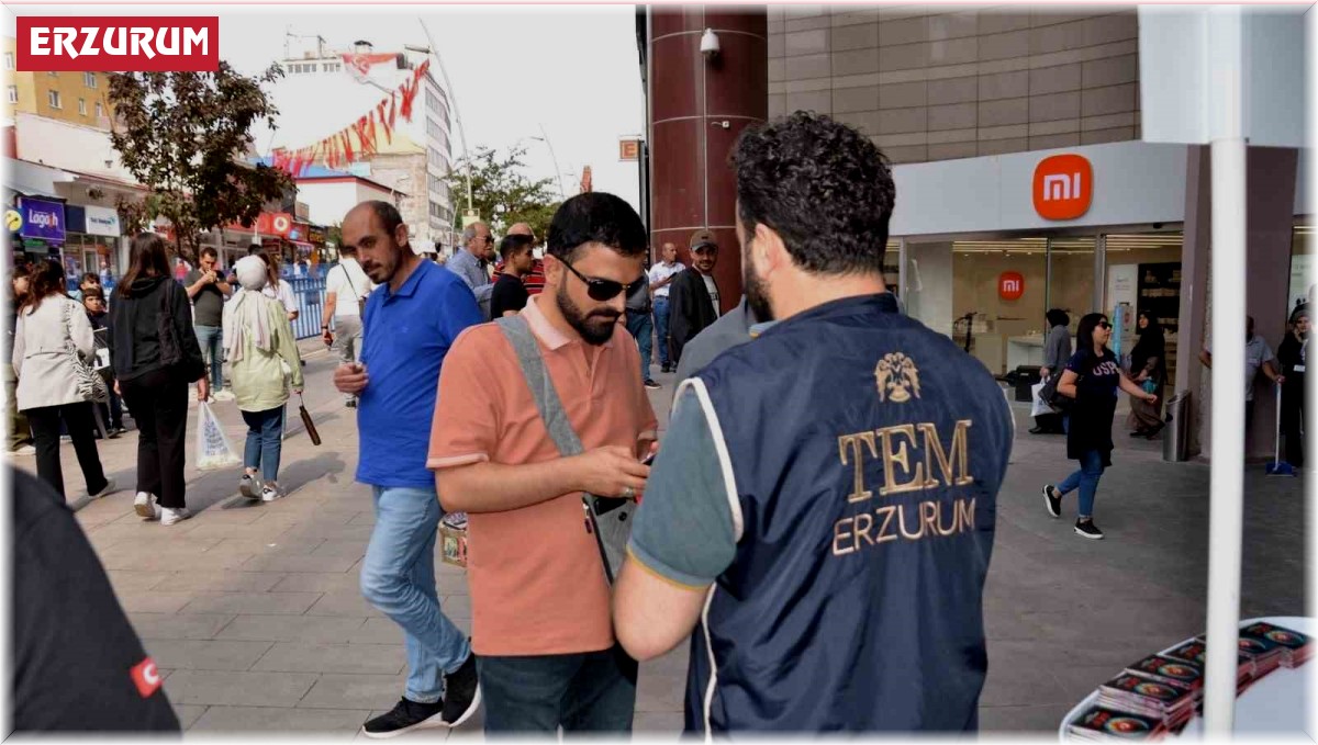 Polisten 15 bin vatandaşa bilgilendirme