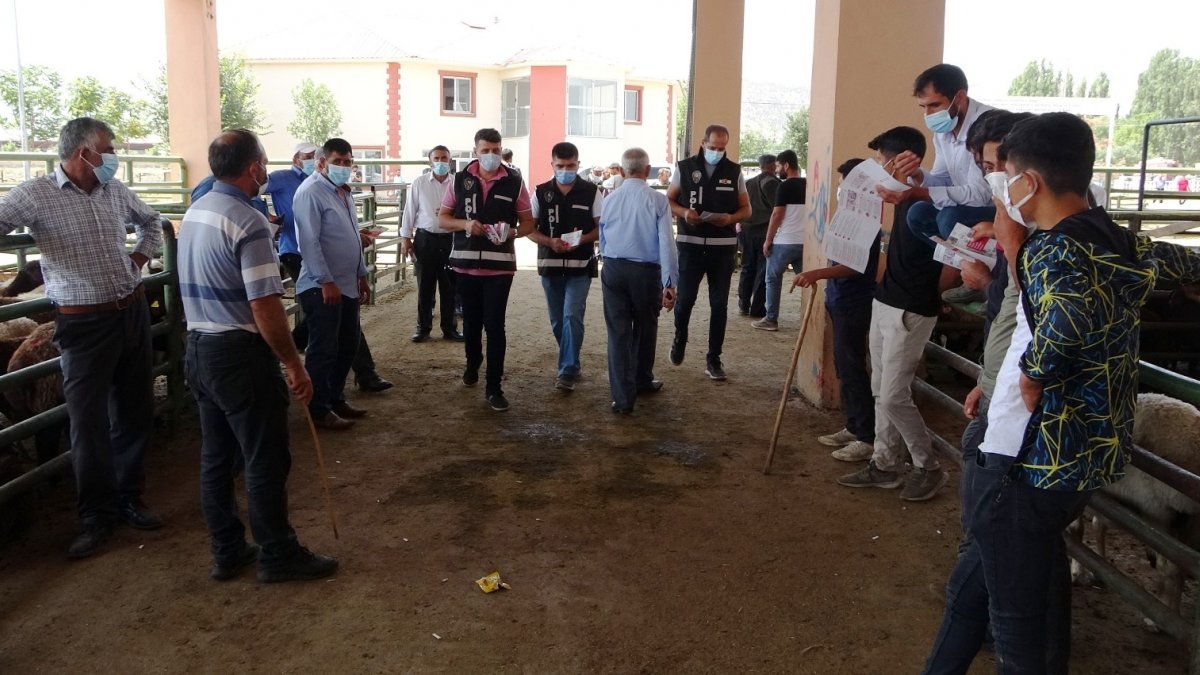 Polisten çiftçilere sahte para uyarısı