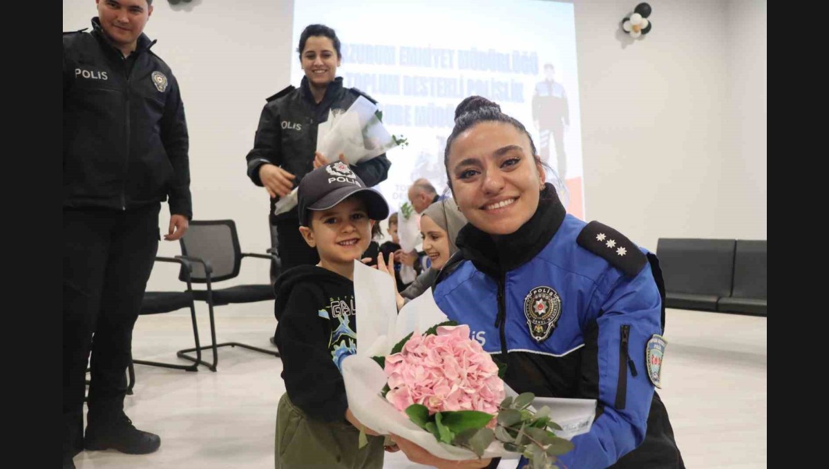 Polisten çocuklara sürpriz ziyaretler