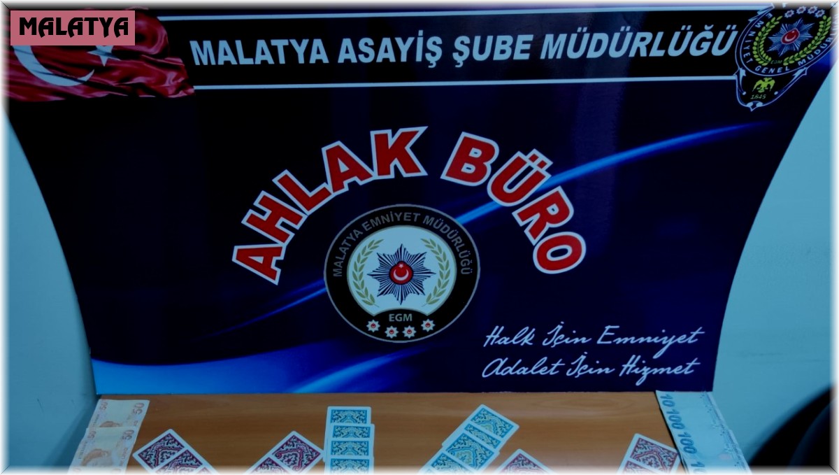 Polisten kumar baskını