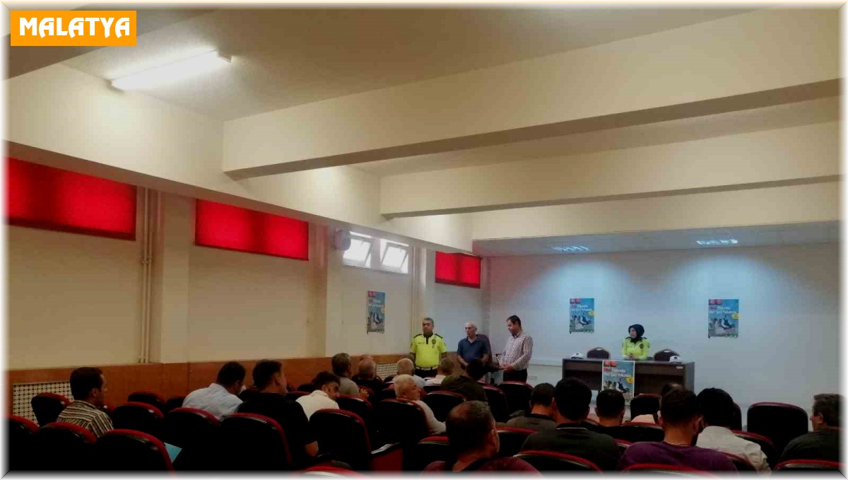 Polisten servis sürücülerine eğitim