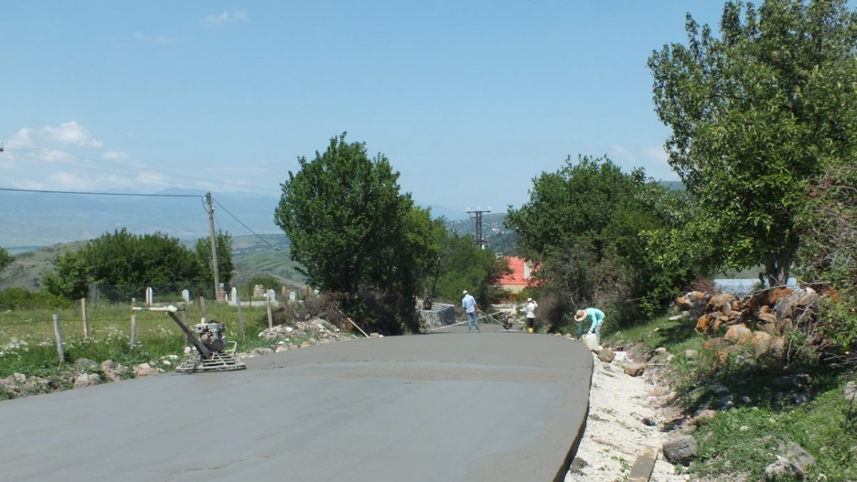 Posof beton yol ile tanıştı