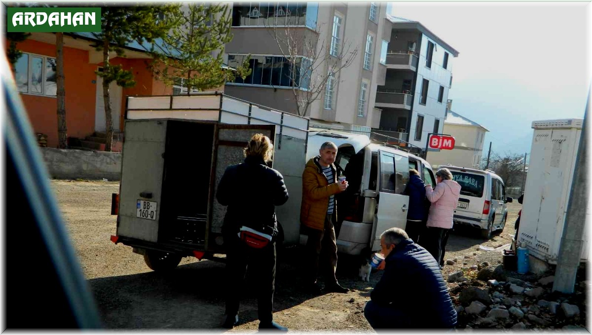 Posof esnafının müşterisi Gürcüler oldu