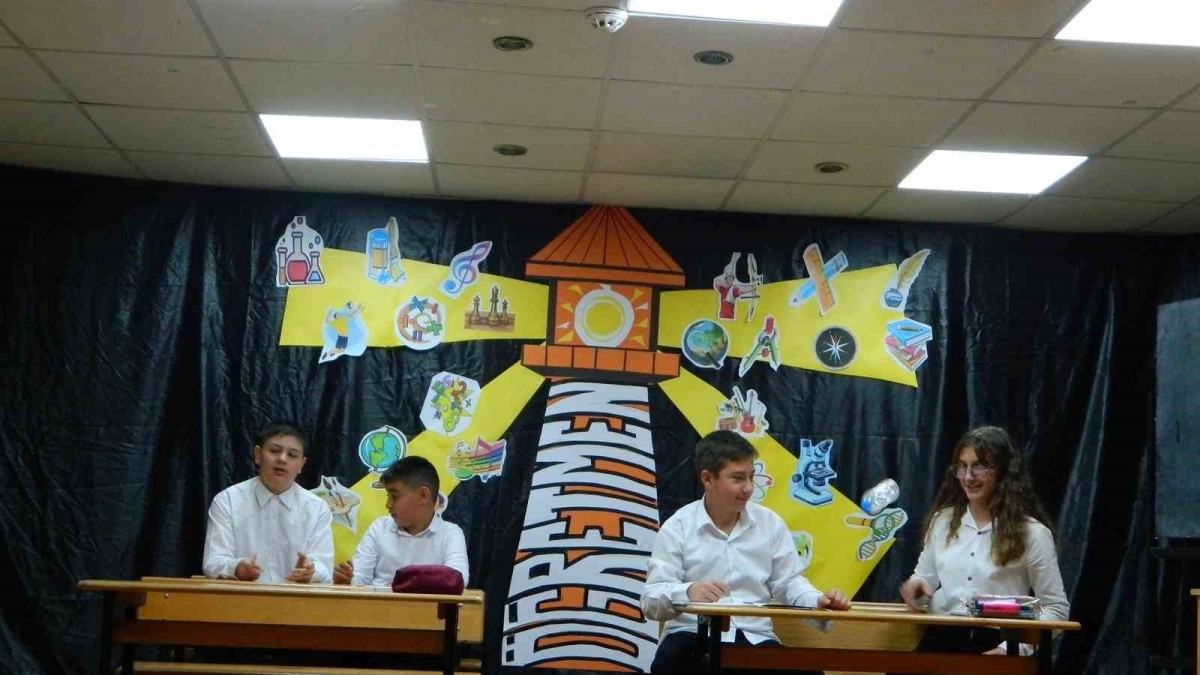 Posof'ta 24 Kasım Öğretmenler Günü kutlandı