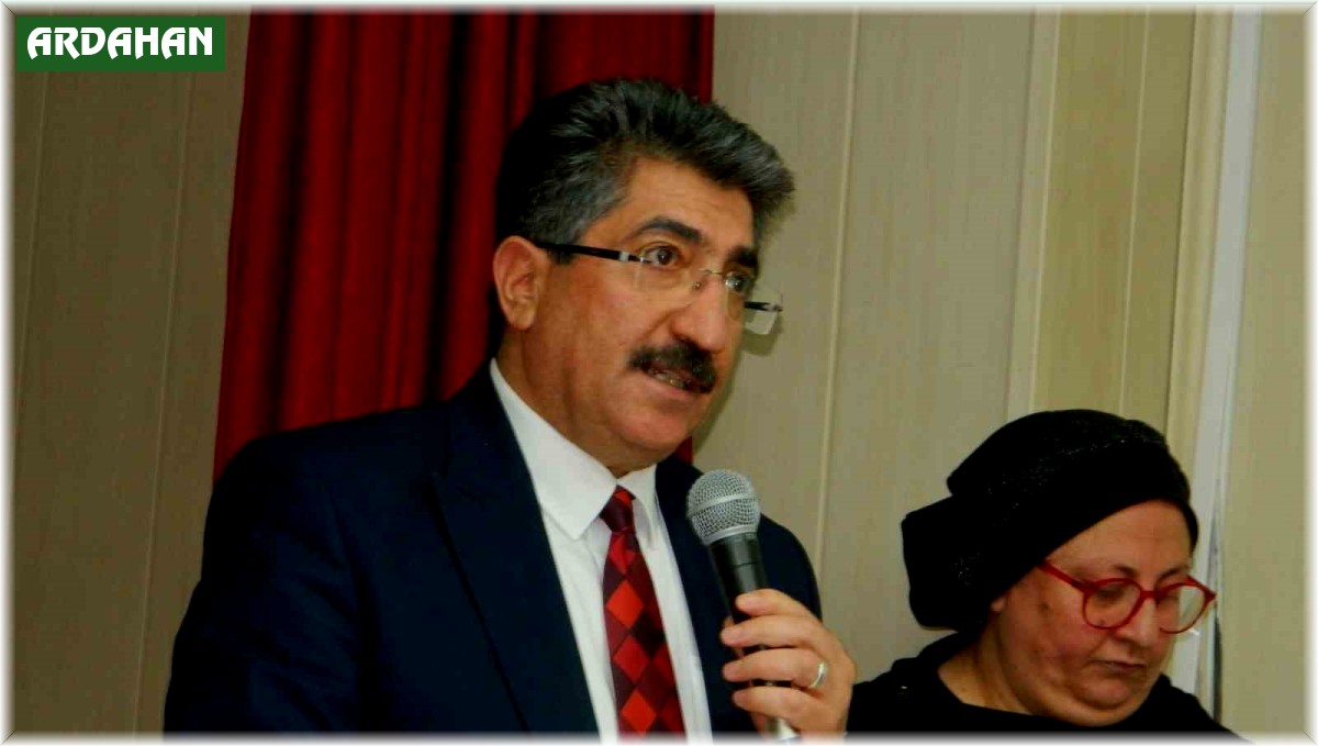 Posof'ta "Ahlak ve Değerlerimiz Eğitimi " konferansı