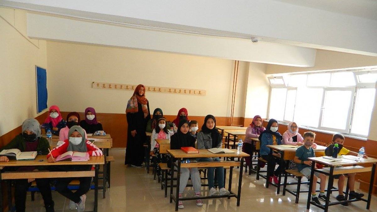 Posof'ta yaz dönemi Kuran kursları başladı