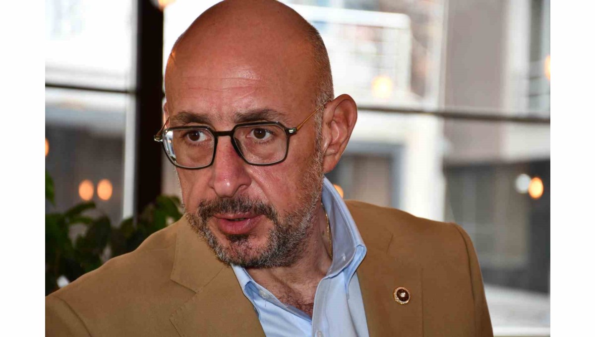 Poyraz: "Emperyalizm kendini fesh ettiği zaman ben terör örgütünün kendini fesh ettiğine inanırım"