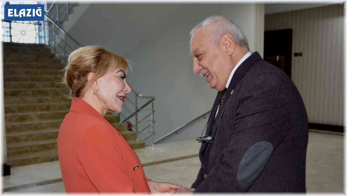 Prof. Dr. Açık, kurum personeli ile buluştu