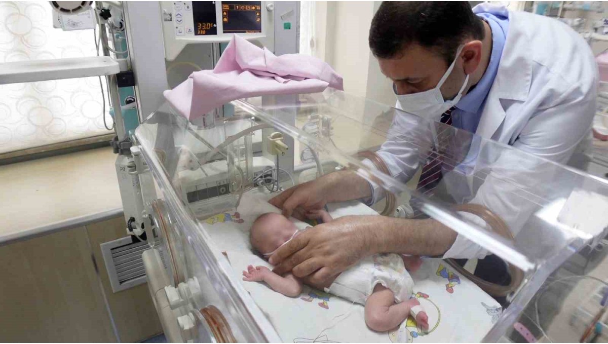 Prof. Dr. Aydın, "Ülkemizde bebek ölüm hızlarında belirgin düşüşler meydana geldi"