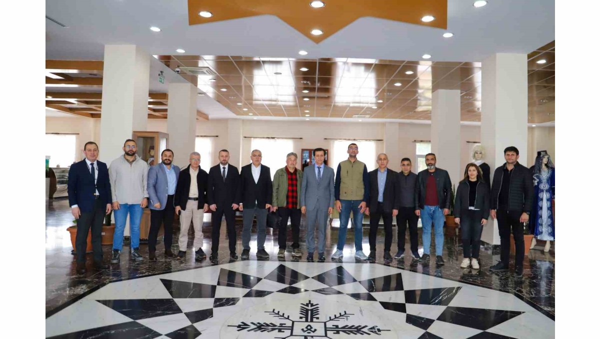 Prof. Dr. Emiroğlu, ''Türkiye yetişmiş insanını en kolay israf eden ülke''