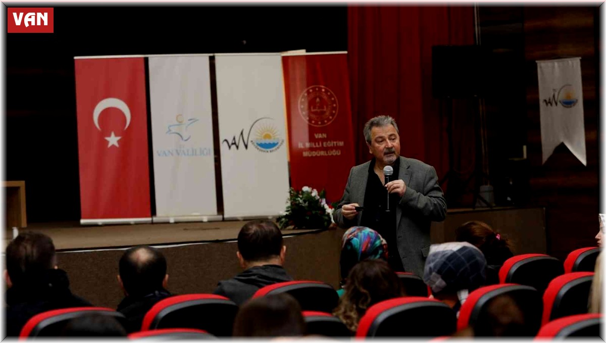 Prof. Dr. Necati Cemaloğlu: 'Aileler ve öğretmenler baş model niteliğindedir'