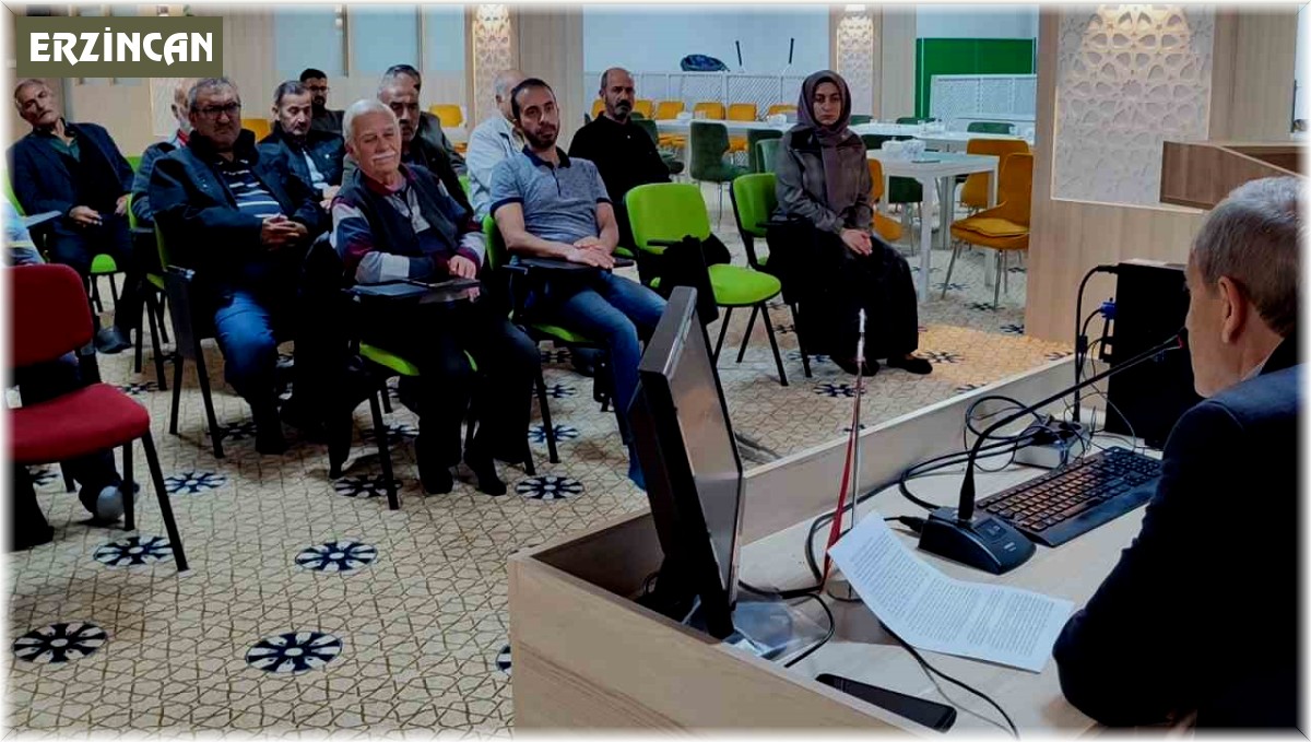 Prof. Dr. Törenek: "Sezai Karakoç bir çeşit mesnevi yazarıdır"