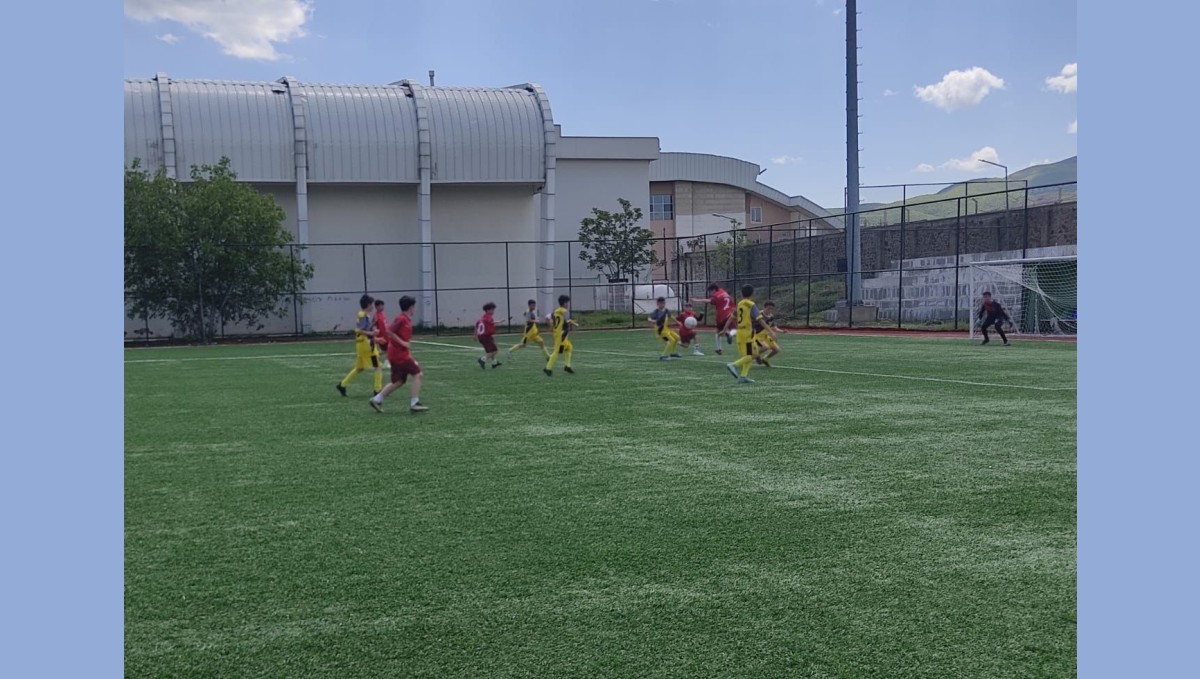 Prof. Dr. Vahit Özmen Ortaokulu Türkiye finallerinde Muş'u temsil edecek