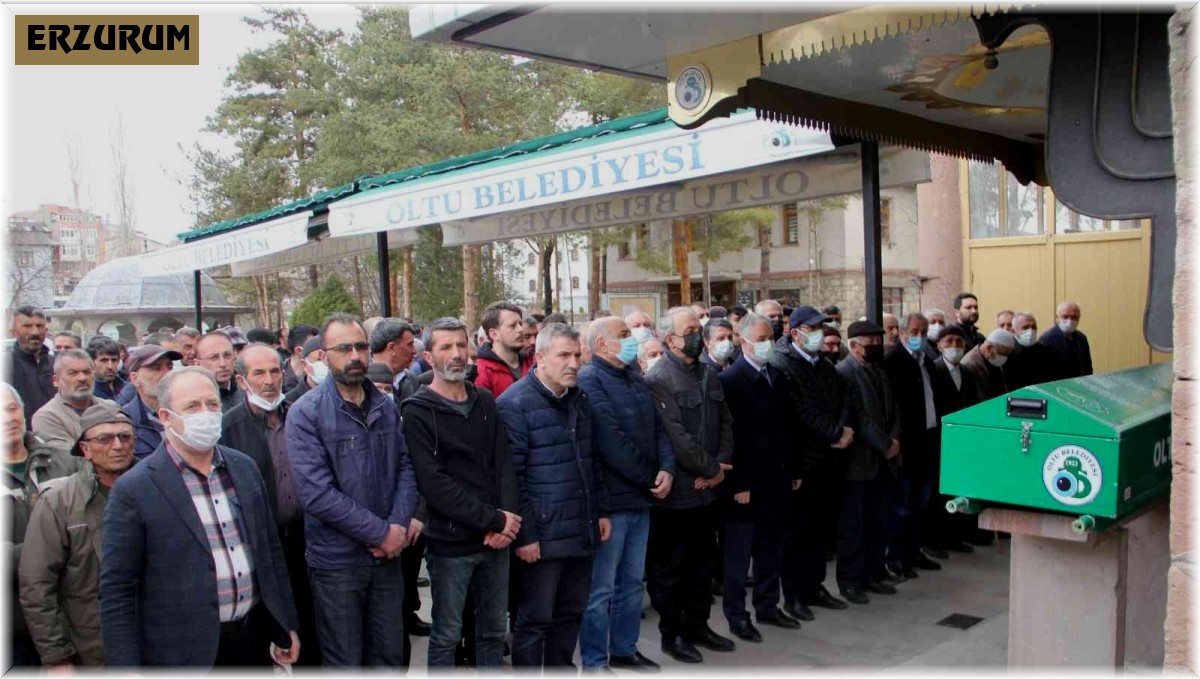 Prof. Dr. Yıldıztekin son yolculuğuna dualarla uğurlandı