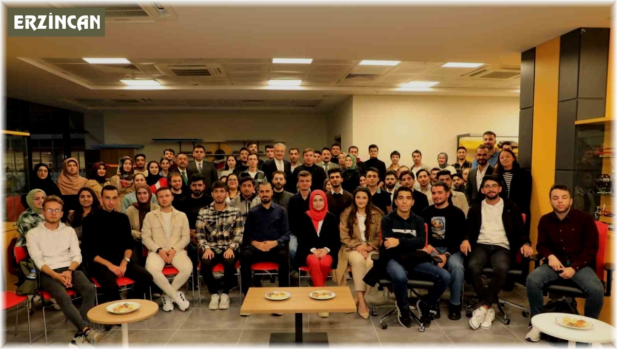 Protokol öğrencileri dinledi