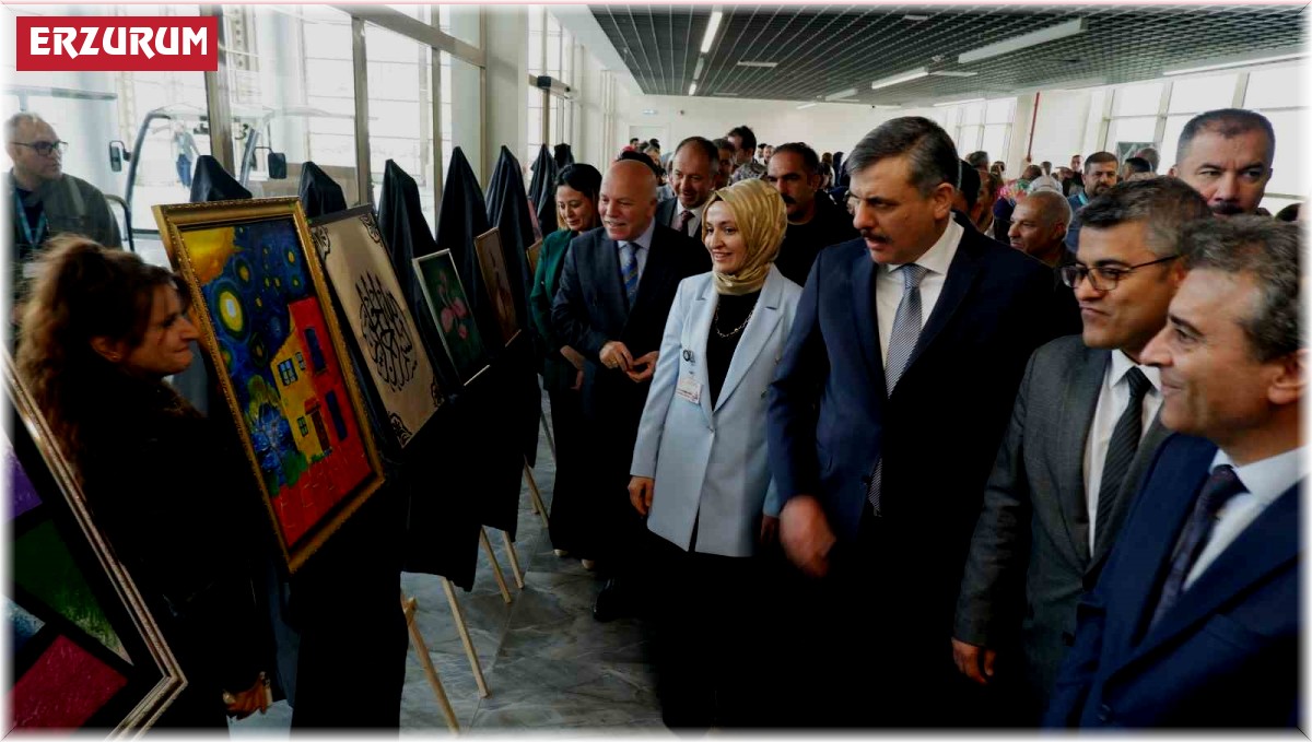 Psikiyatri hastalarından el sanatı sergisi