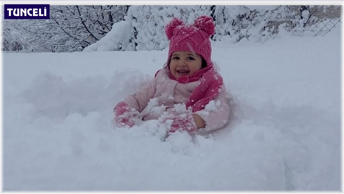 Pülümür'de okullara kar tatili